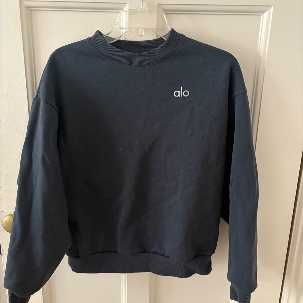 ALO Yoga Accolade Crew Neck